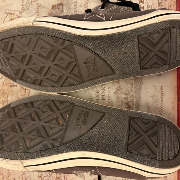 Converse One Star Low-Top Sneakers (Women's 7.5) - Picture 4 of 5
